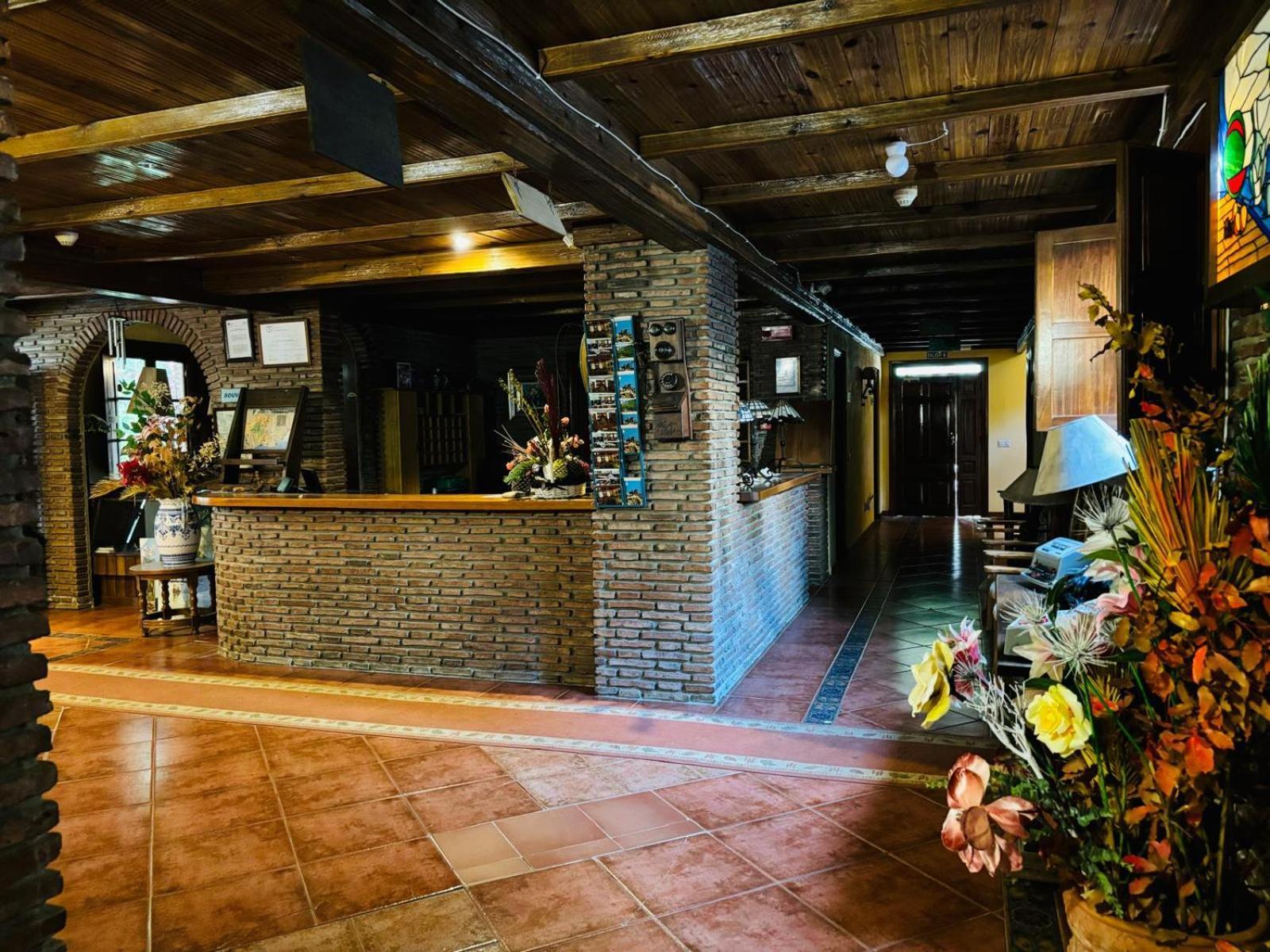 Hotel El Refugio De Juanar Ojén Exterior foto